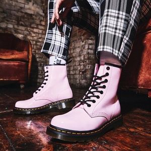 1460 Pale Pink Patent Lamper Leather